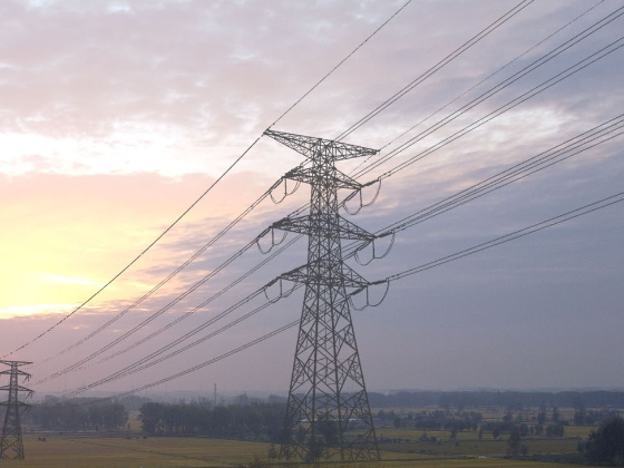 高壓真空斷路器：保障電力系統穩(wěn)定運行